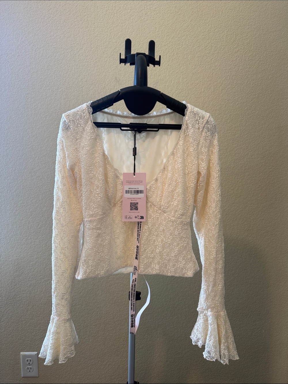 Oh Polly Dagny Long Sleeve Blouse